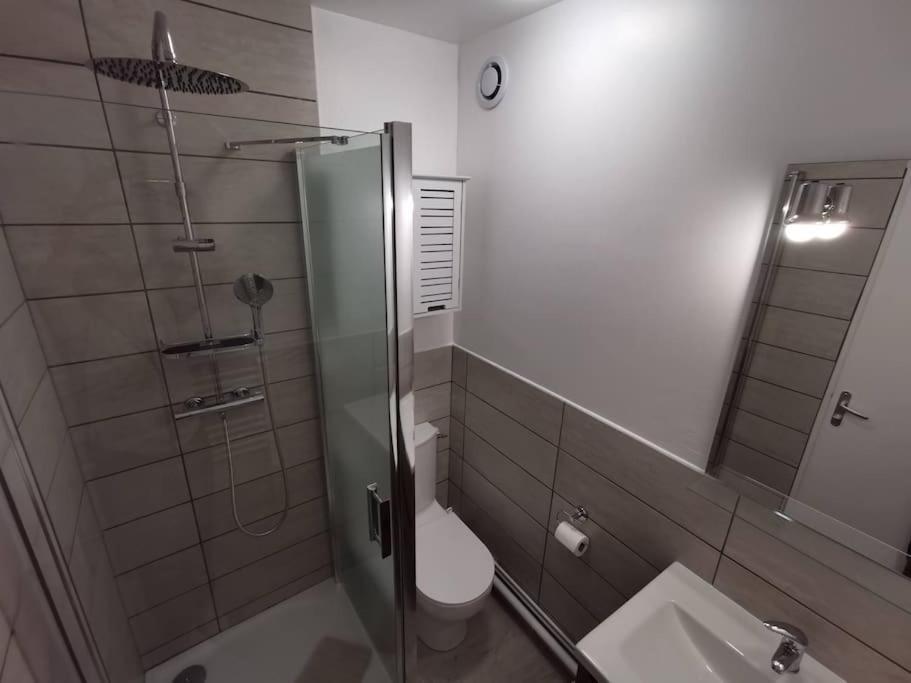 Appartement Acces Direct A La Plage Bernieres-sur-Mer ภายนอก รูปภาพ