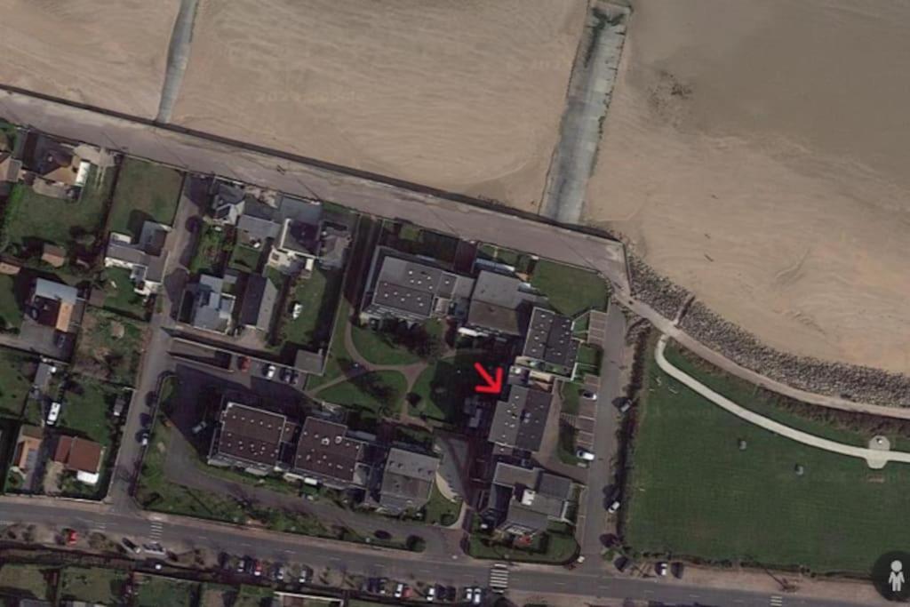 Appartement Acces Direct A La Plage Bernieres-sur-Mer ภายนอก รูปภาพ