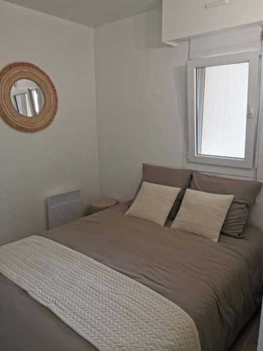 Appartement Acces Direct A La Plage Bernieres-sur-Mer ภายนอก รูปภาพ