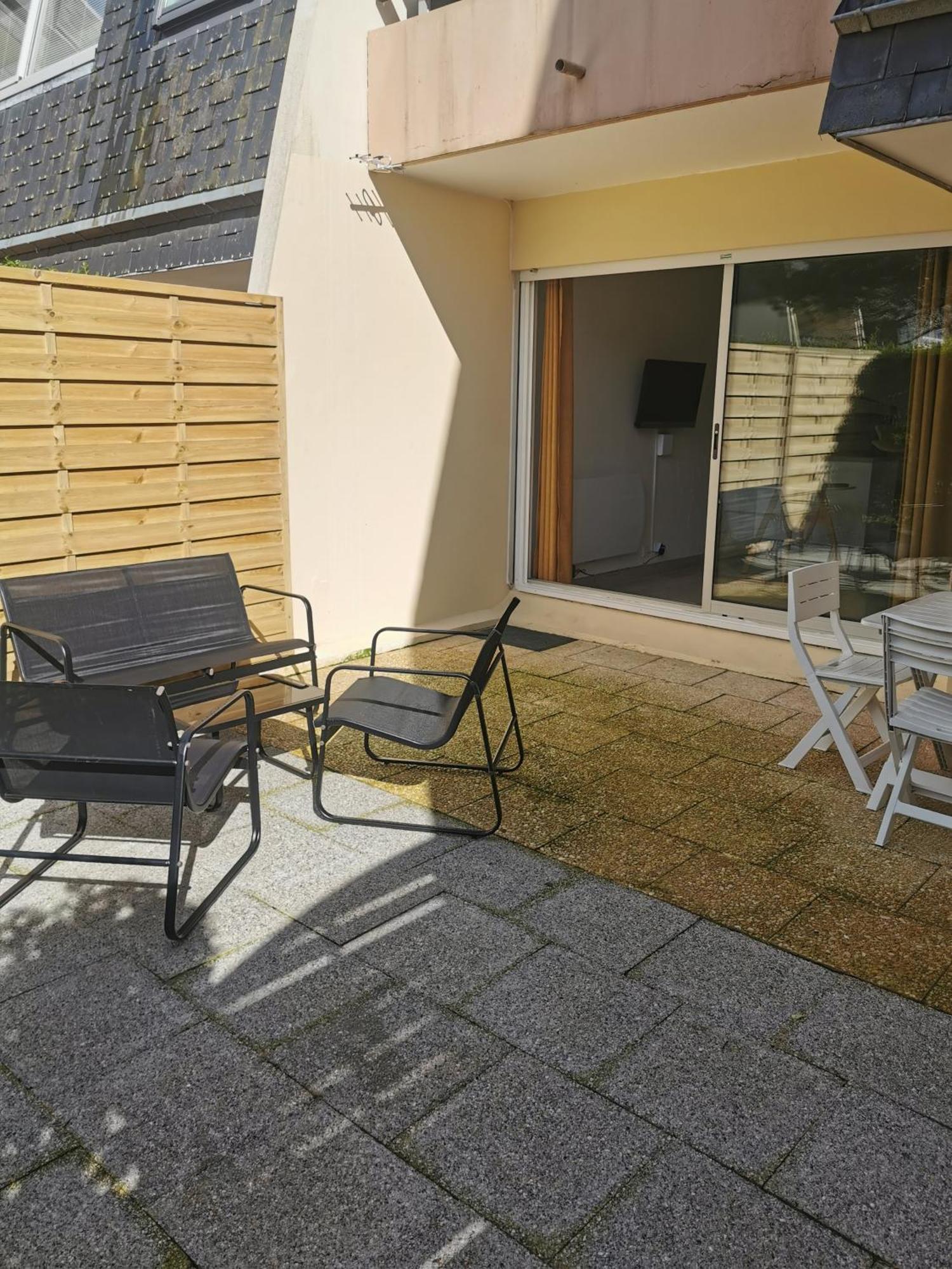 Appartement Acces Direct A La Plage Bernieres-sur-Mer ภายนอก รูปภาพ